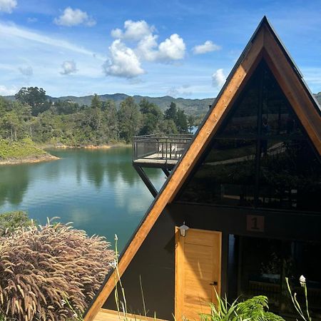 Gretel Chalets Suizo Guatapé Exteriör bild