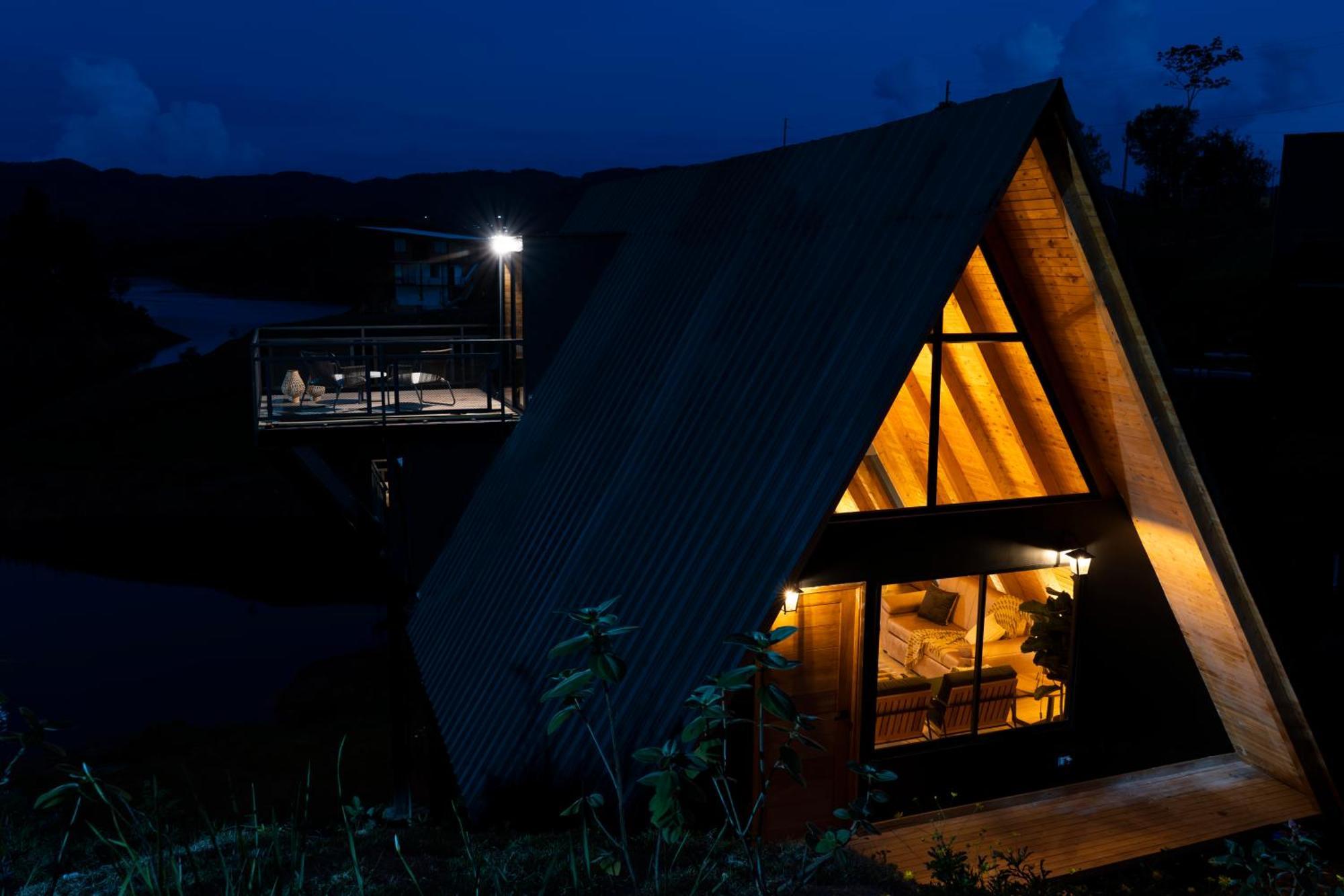 Gretel Chalets Suizo Guatapé Exteriör bild