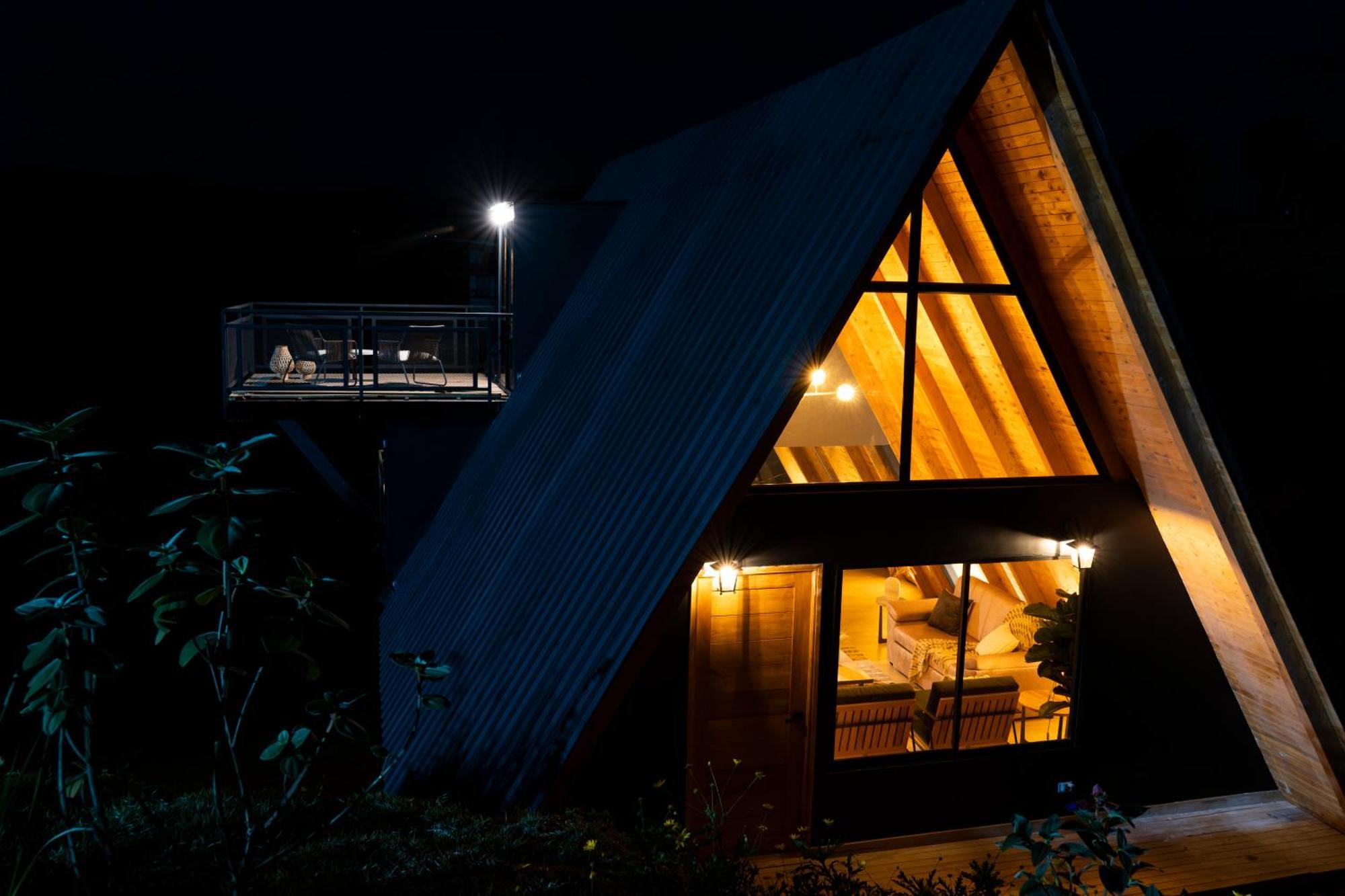 Gretel Chalets Suizo Guatapé Exteriör bild