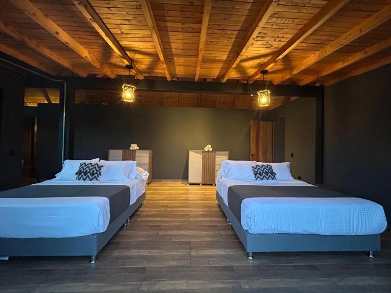 Gretel Chalets Suizo Guatapé Exteriör bild